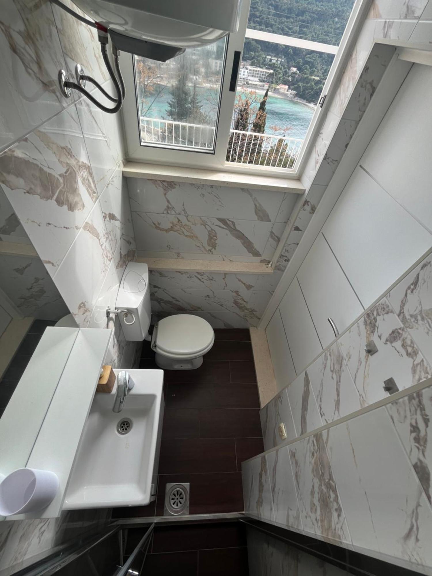Apartment Studio Apartment *